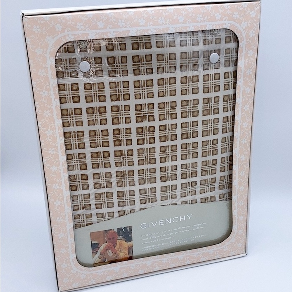 2-Pc Givenchy Mattress & Duvet Cover For Single Bed